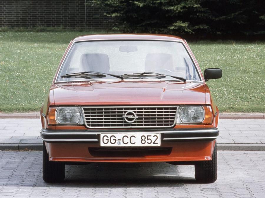  Opel Ascona Berlina 1975 года  (фото 3 из 13)